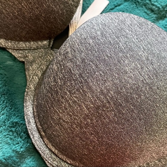 Victoria’s Secret Push Up Bra - Picture 5 of 9